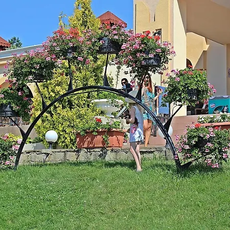 Duni Village Σωζόπολη
