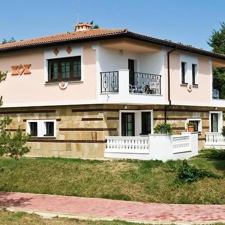 Duni Village Θέρετρο
